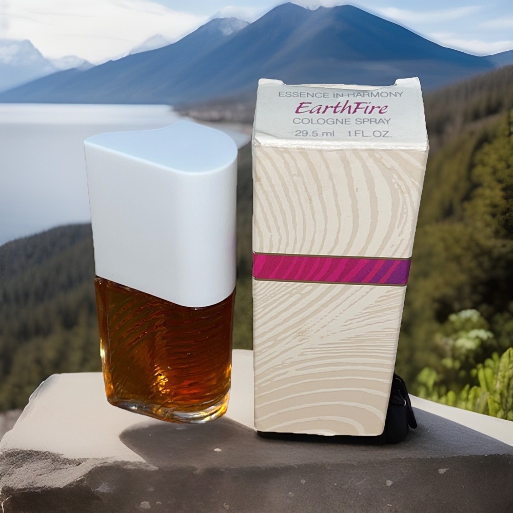 EarthFire Cologne Spray Essence in Harmony Vintage‎ Perfume 1 fl oz